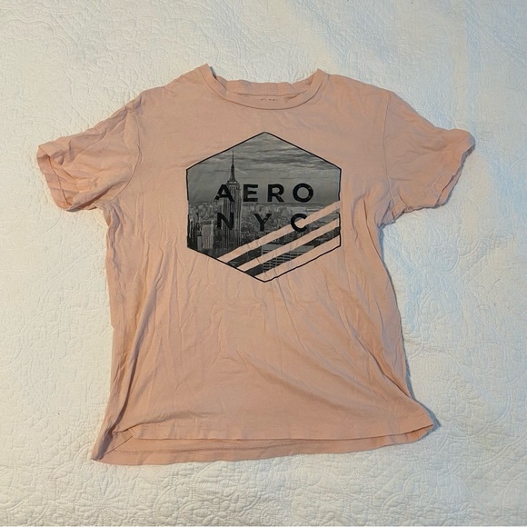 Medium Aeropostale peachish pink T-shirt - Picture 1 of 3